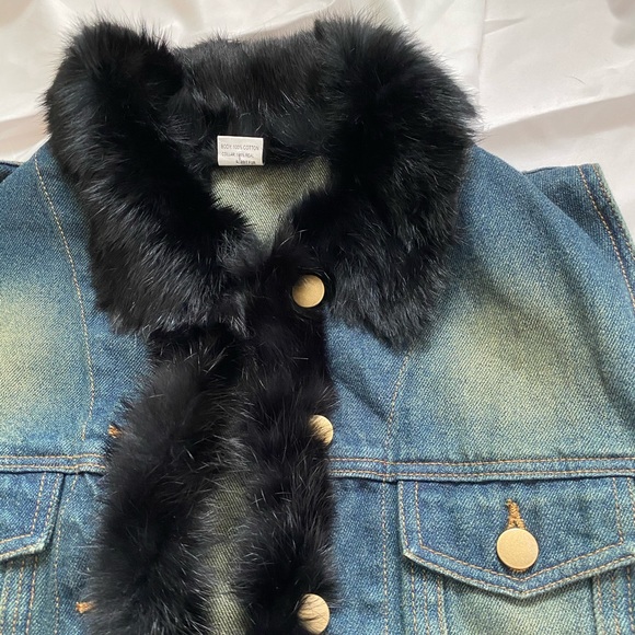 💋 Y2K DENIM VEST WITH FUR TRIM 💋 - Picture 3 of 4